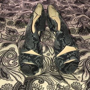 Grey open toed shoes